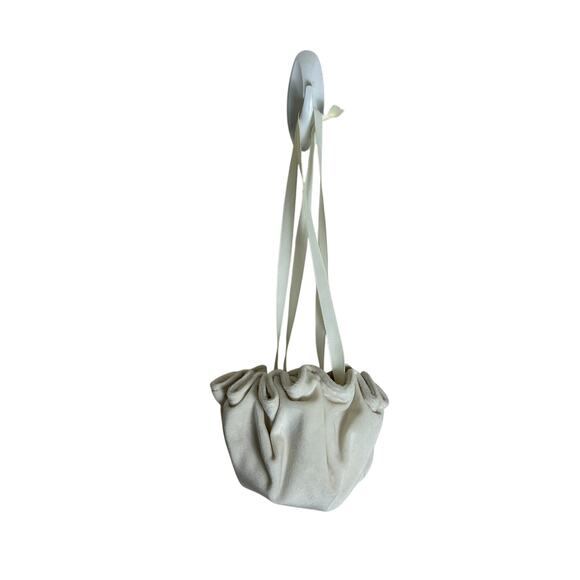 A New Day Jewelry Pouch Cream Velour Drawstring Travel Women's NWT - Picture 4 of 6